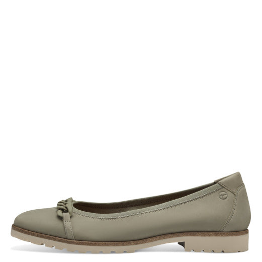 Green leather ballerina