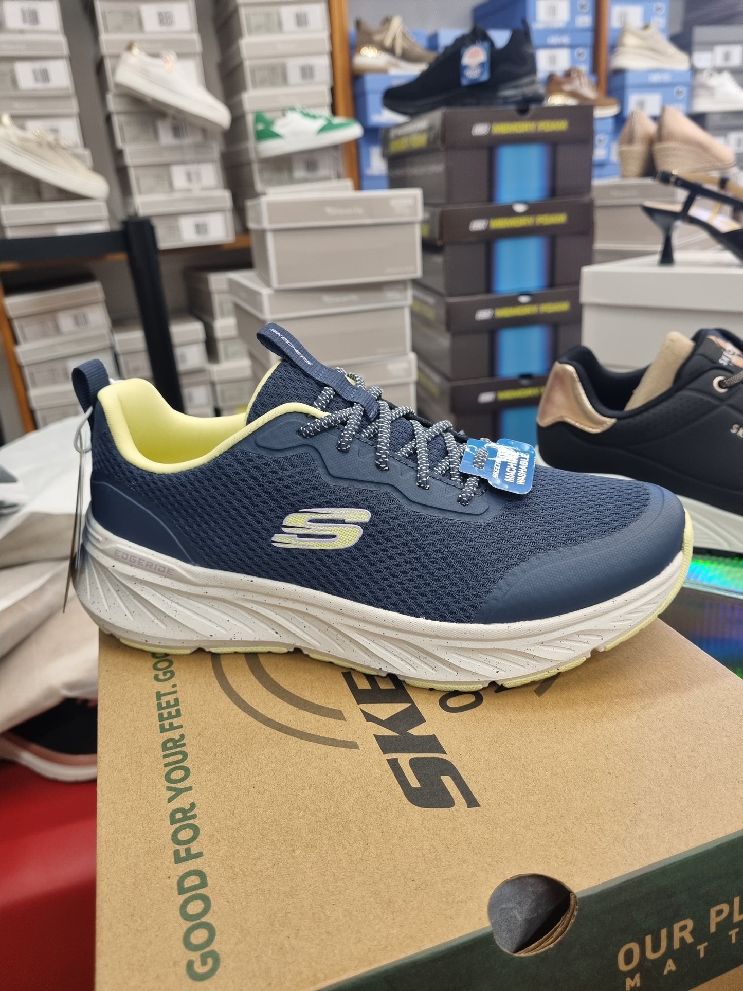 Skechers smooth journey