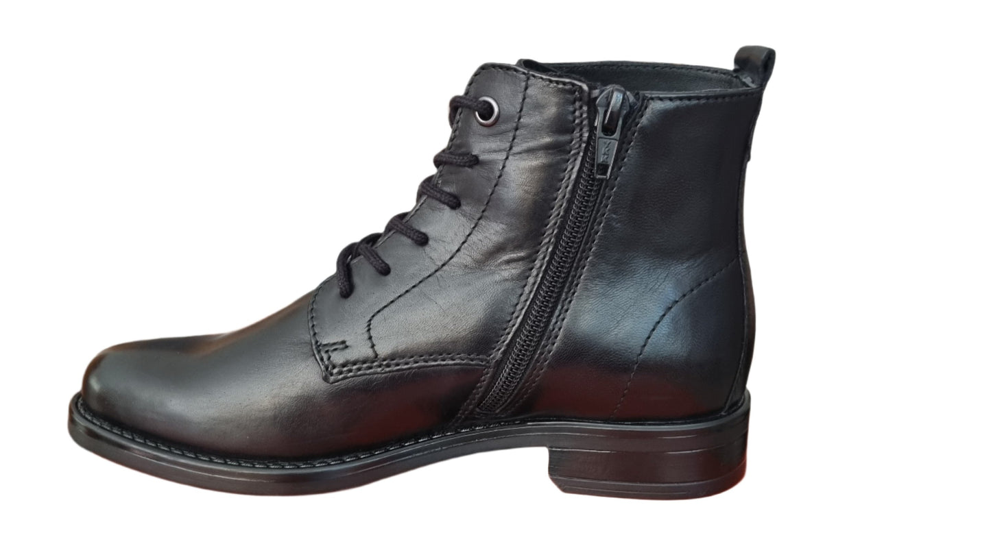 Vueva leather ankle boot