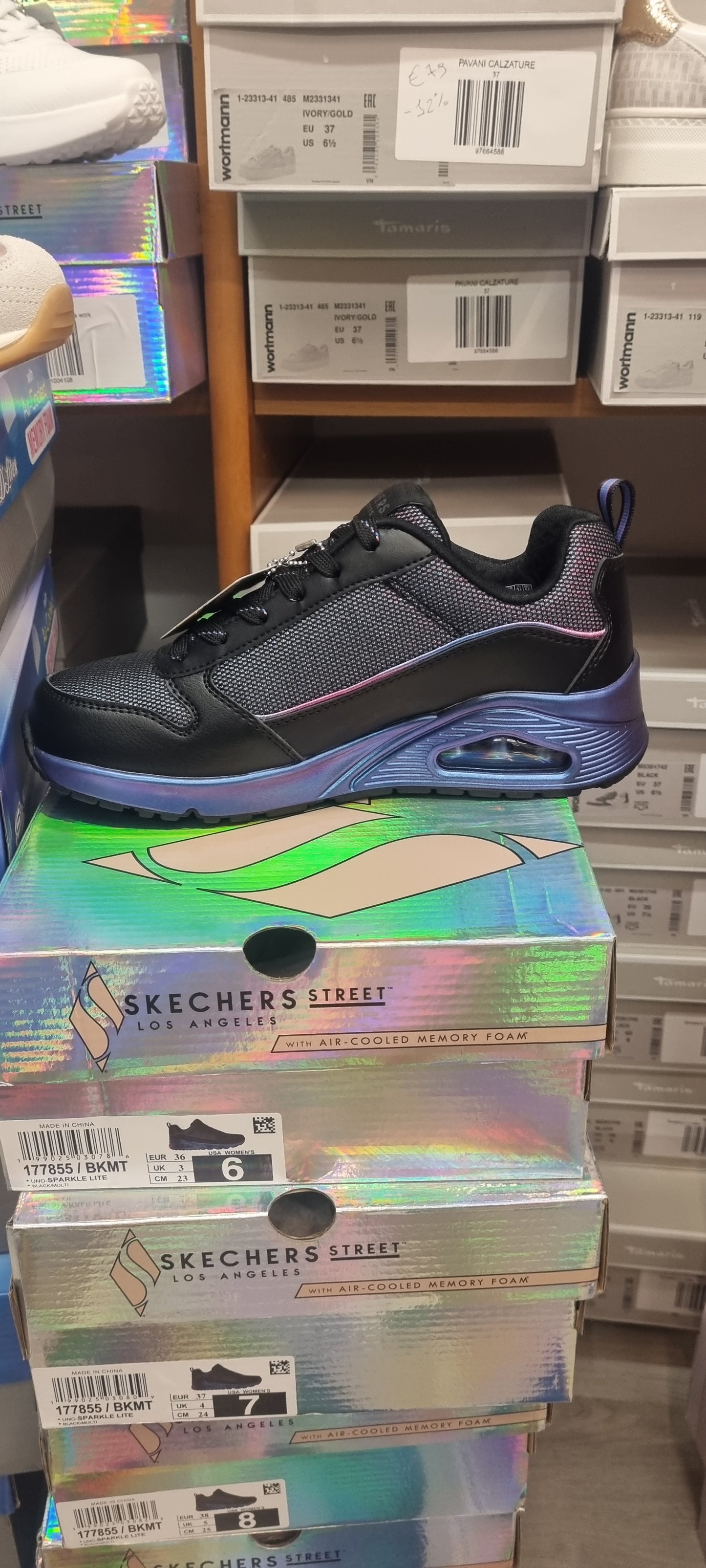 Skechers sparkle lite