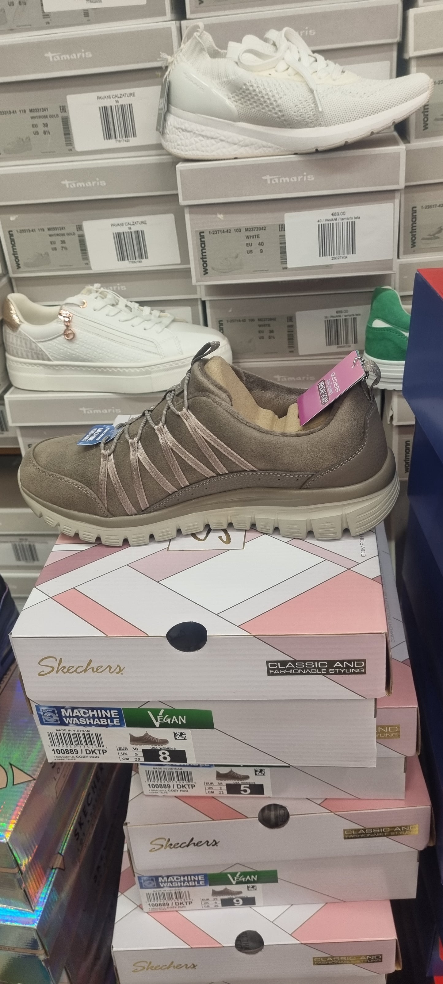 Skechers cozy hug