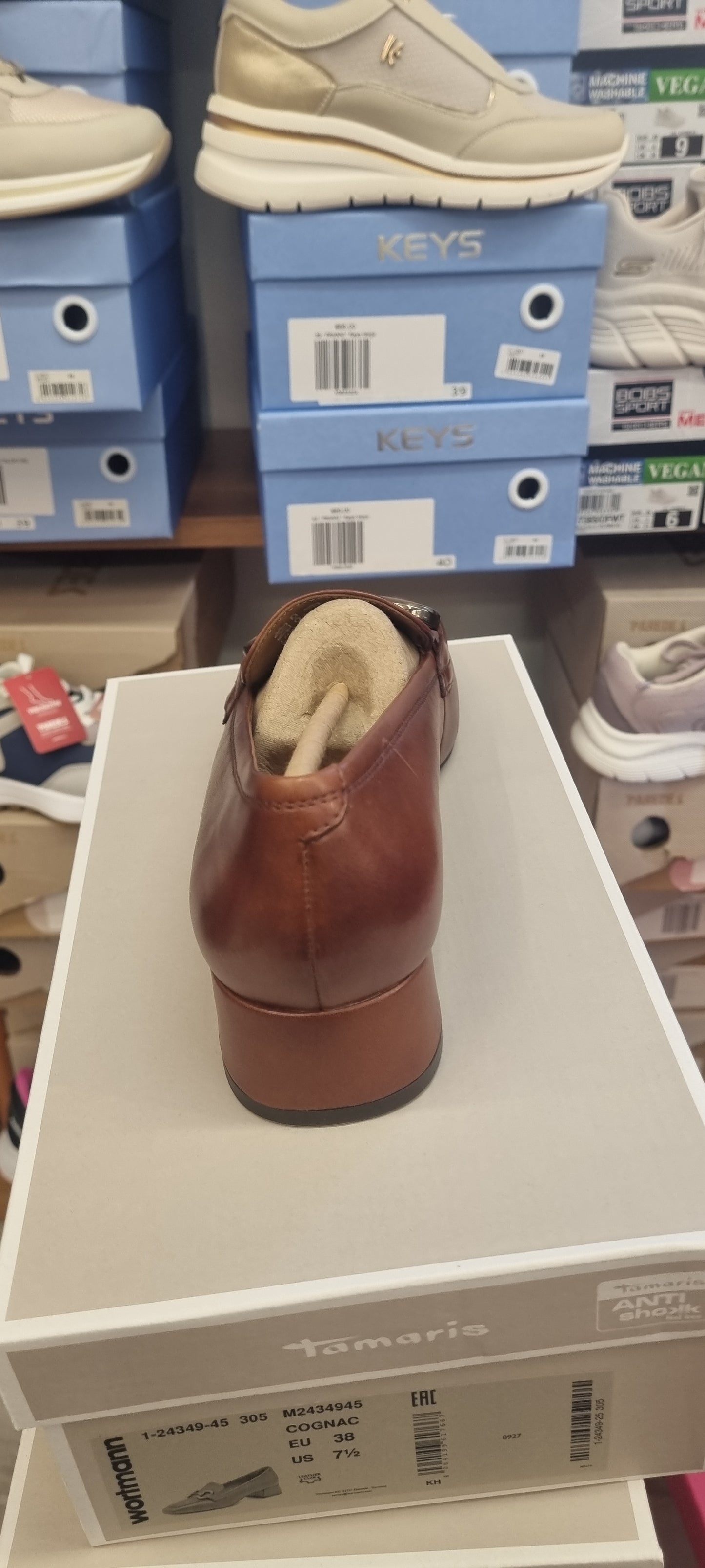 Tamaris cognac
