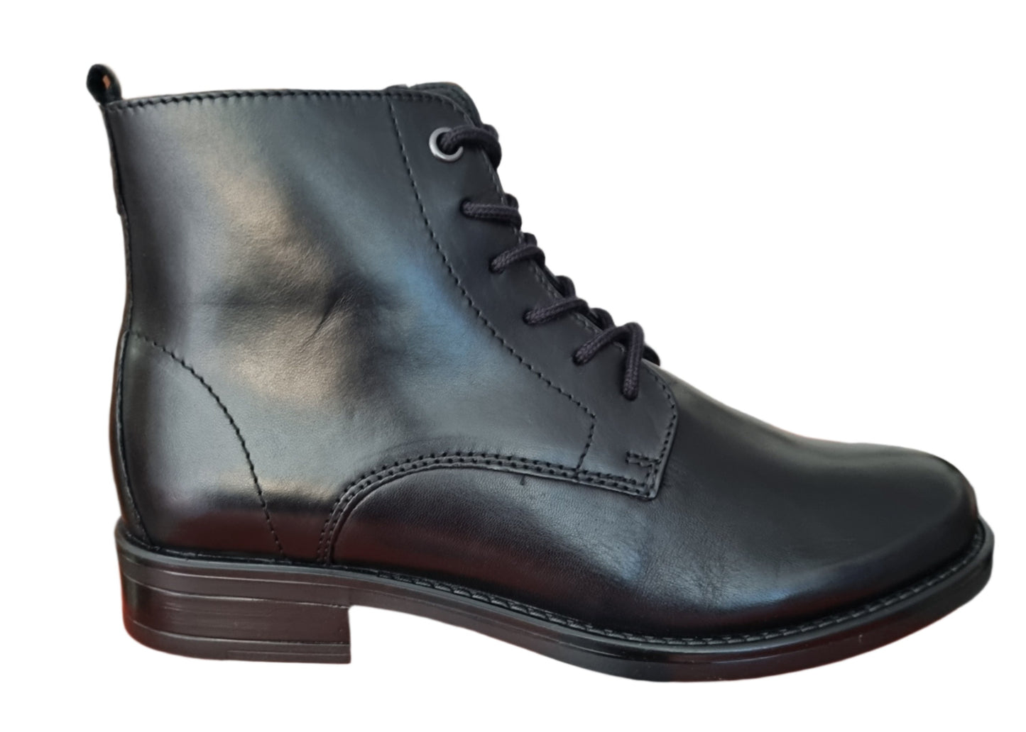 Vueva leather ankle boot