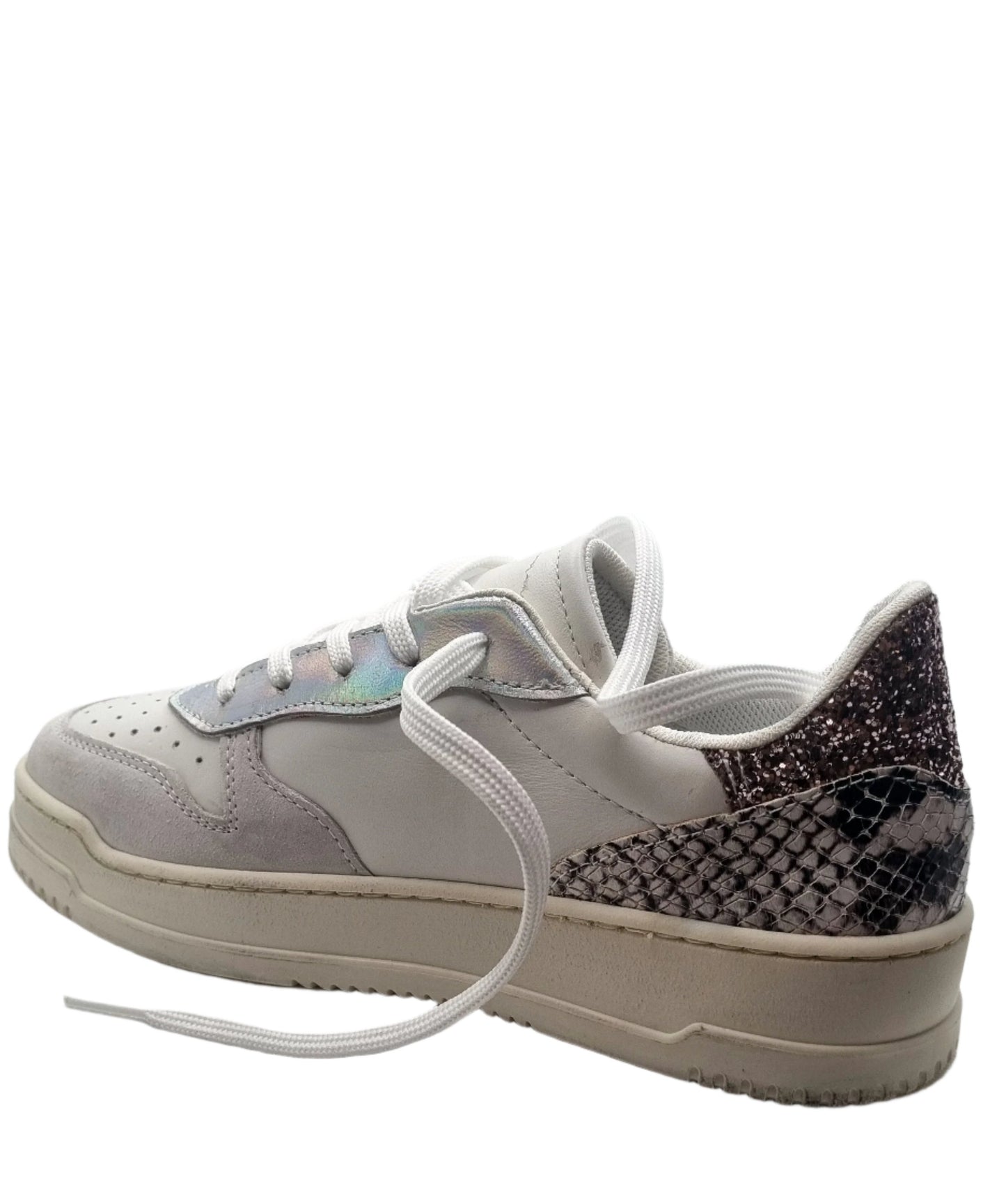 Leather sneakers