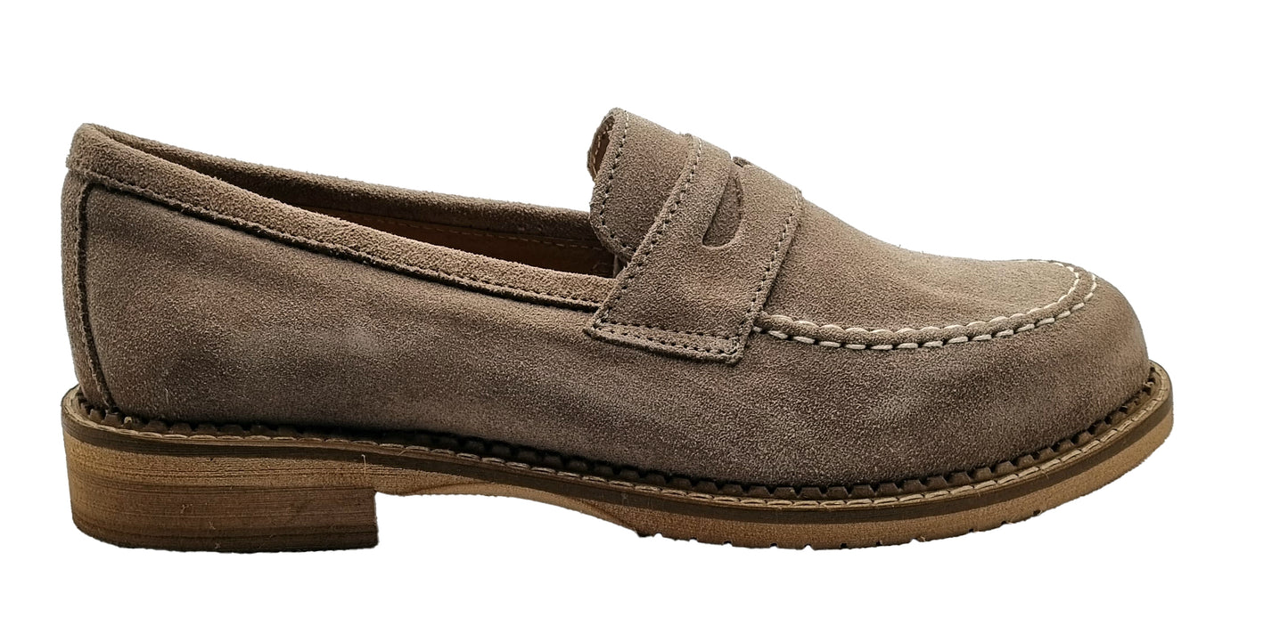 Suede moccasin