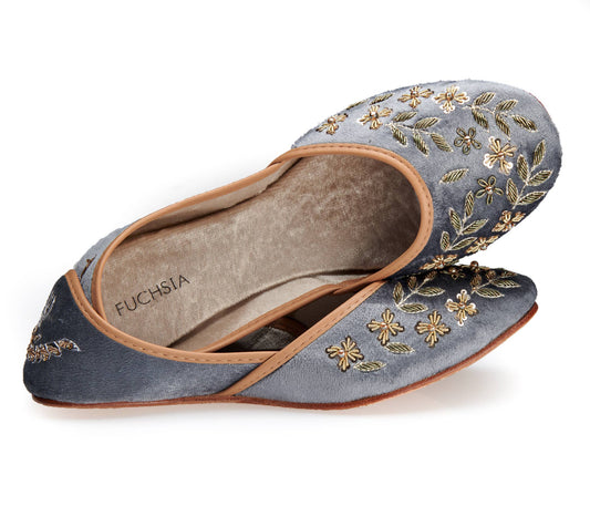 Hand-embroidered leather ballet flats