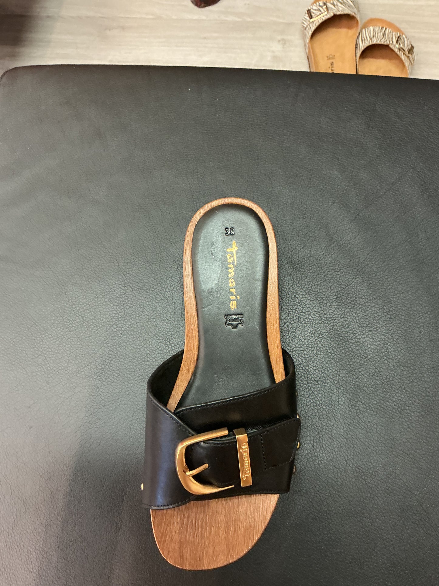 27312 black