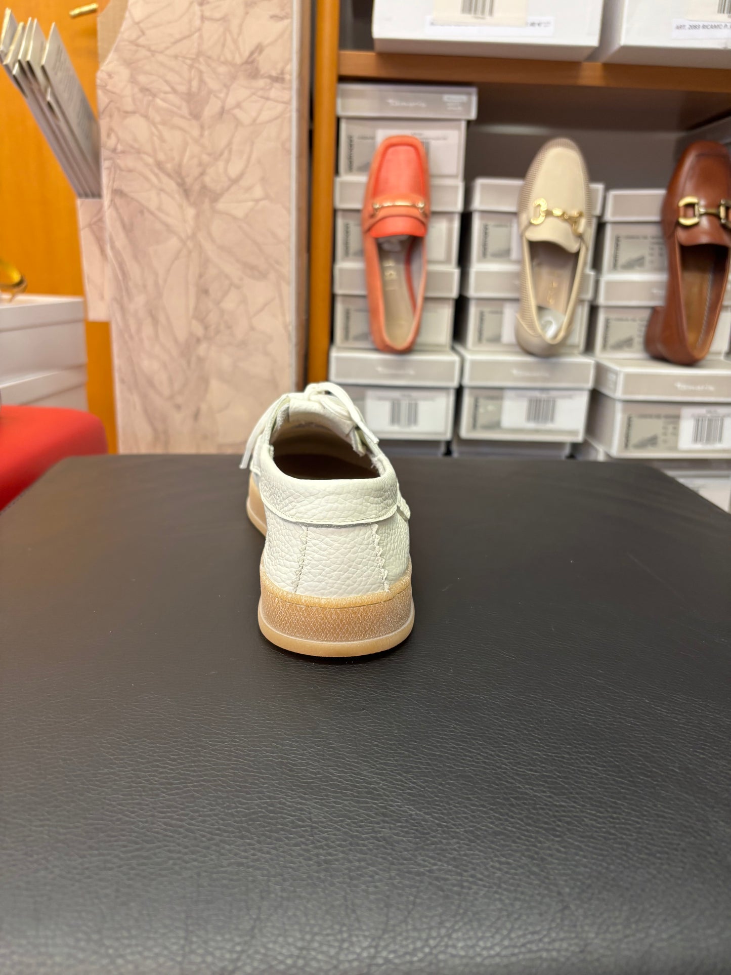 23615 white leather