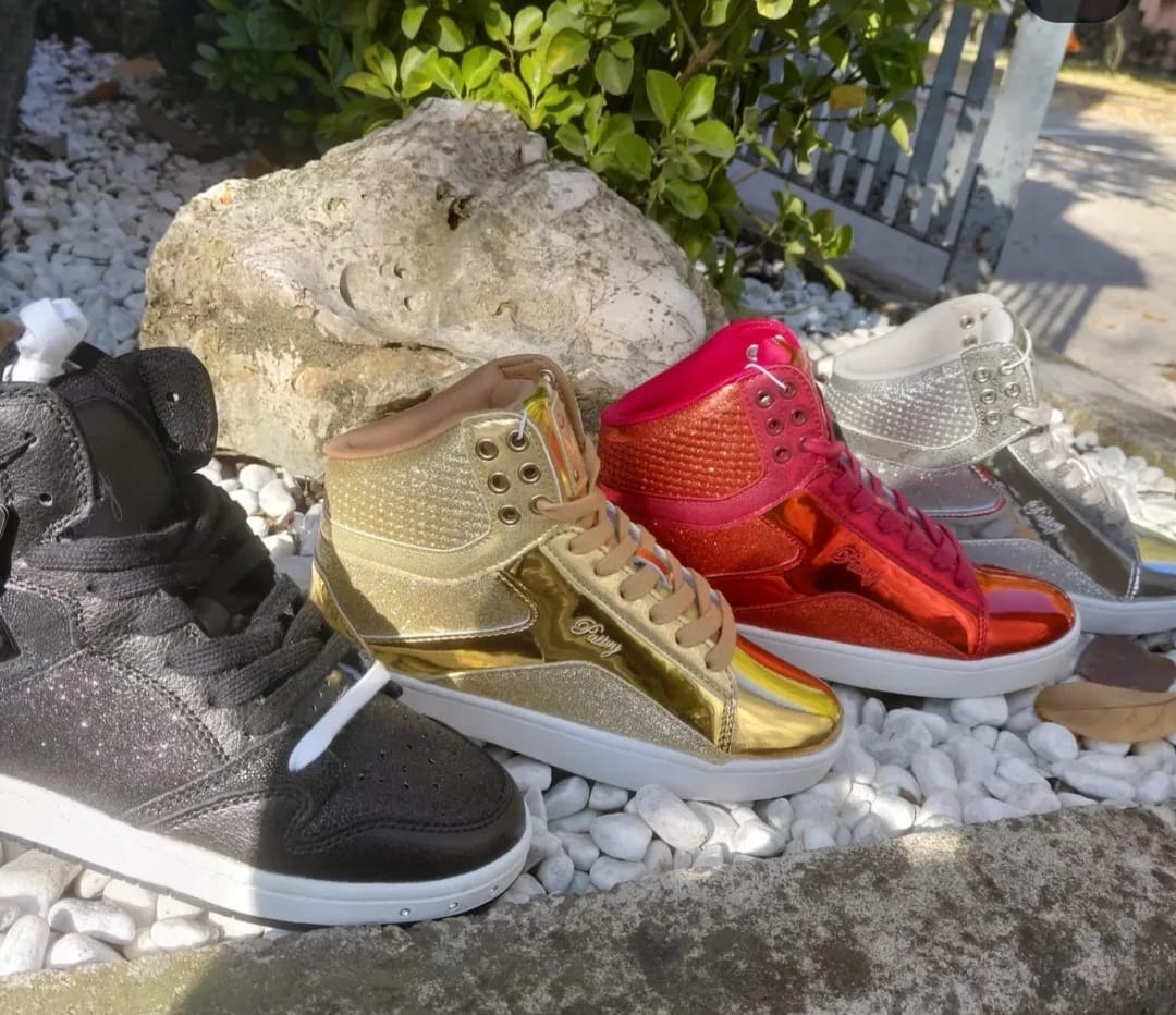 Sneaker da donna Pastry Glam Pie Glitter in nero/bianco