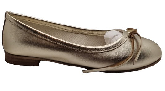 Platinum-colored ballerina flats