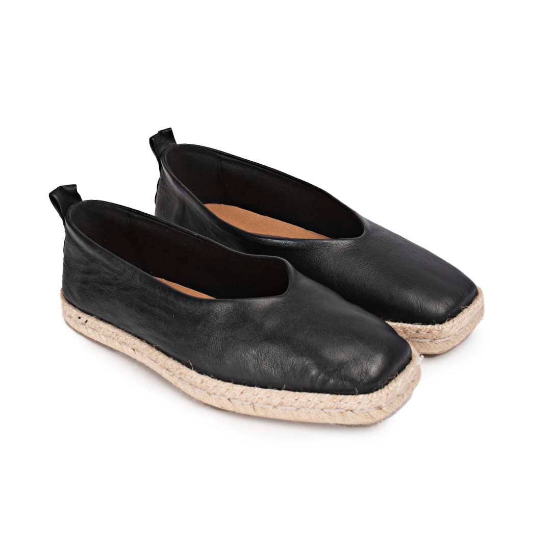 Cala Galdana black ballet flats