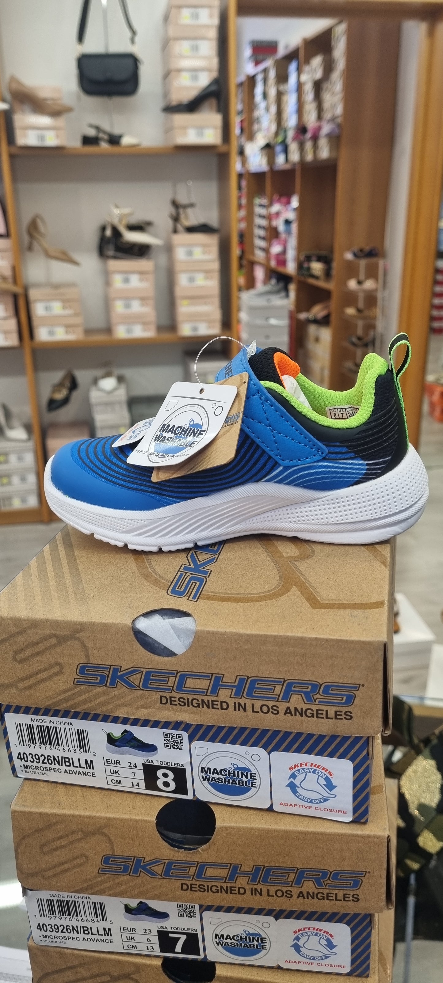  Skechers micro advance 