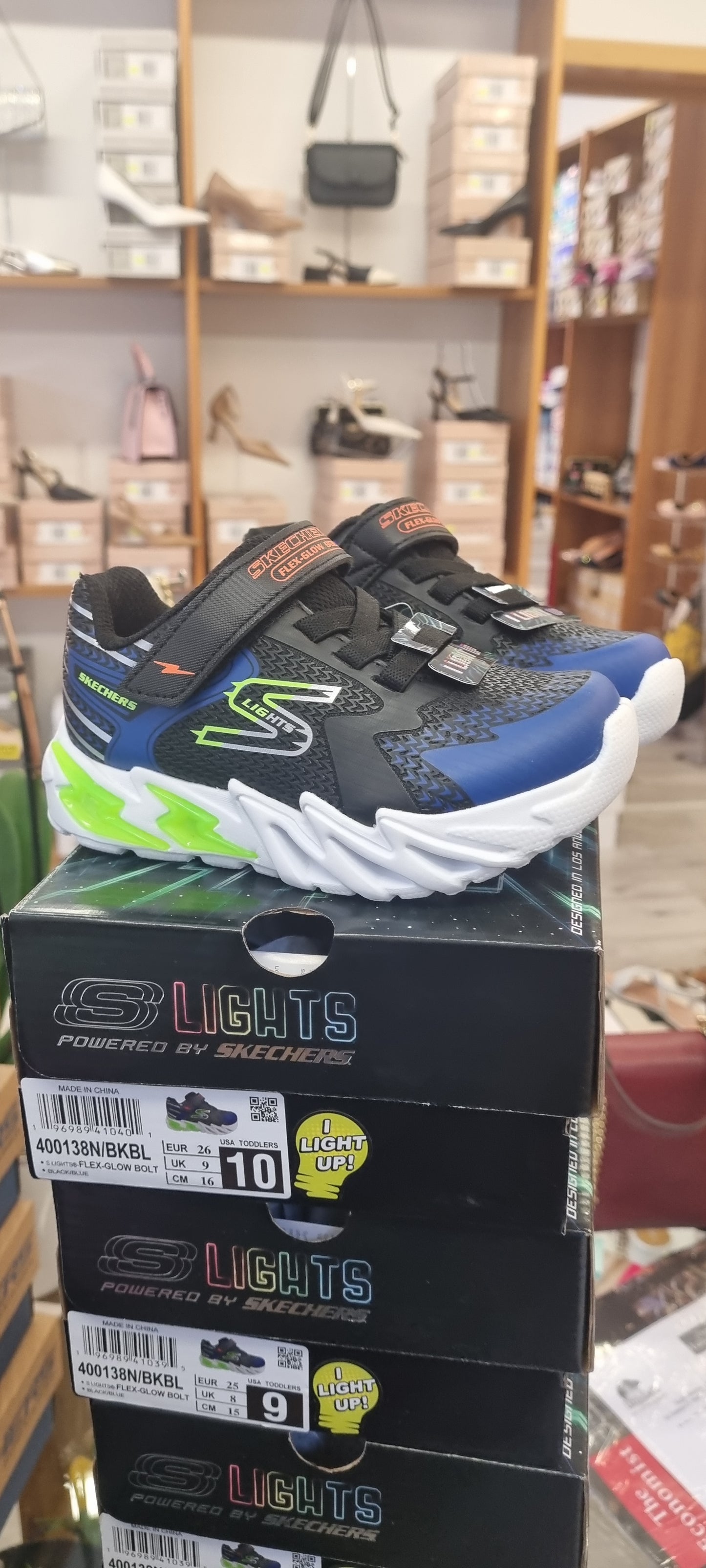  Skechers flex glow no button 