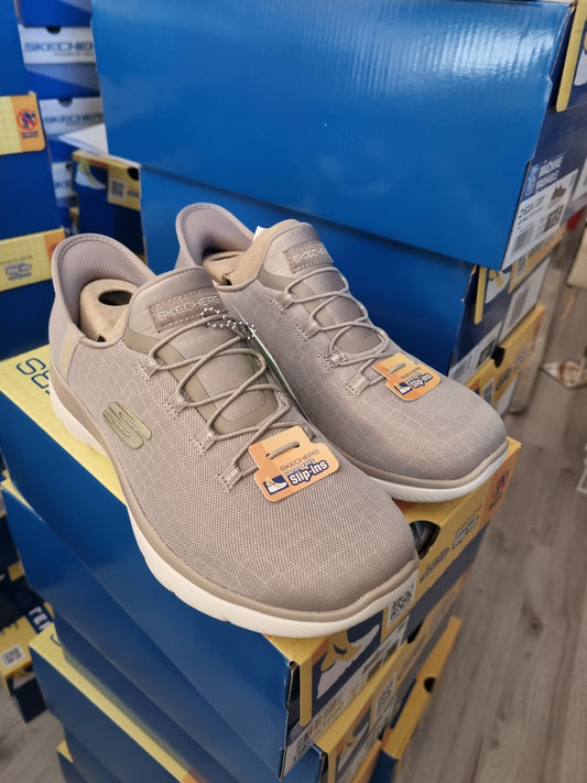 Skechers classy night