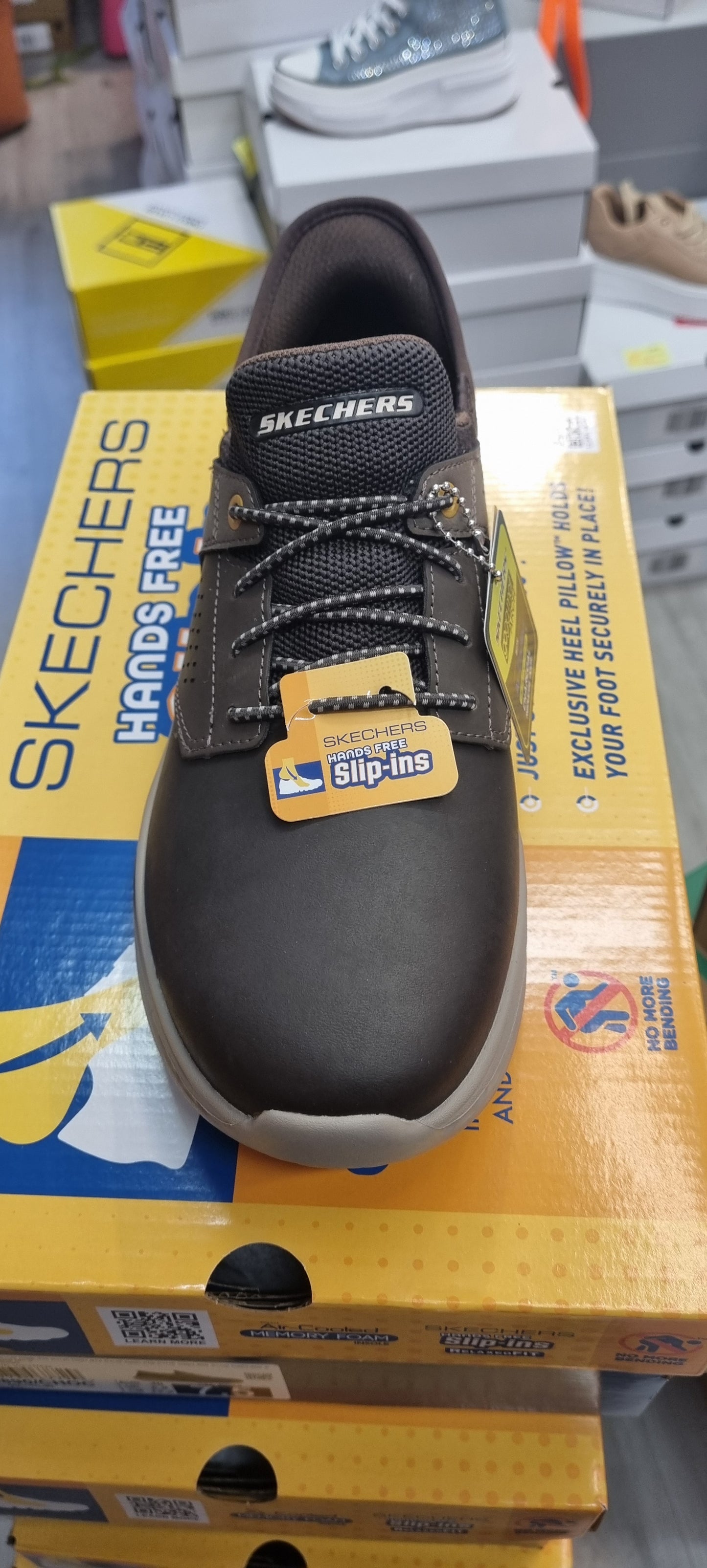 Skechers slip ins macklin