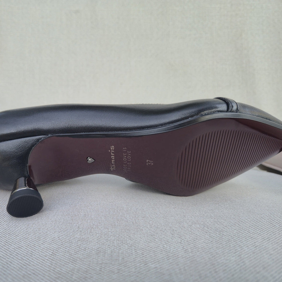 Tamaris 22341 décolleté nera, retro