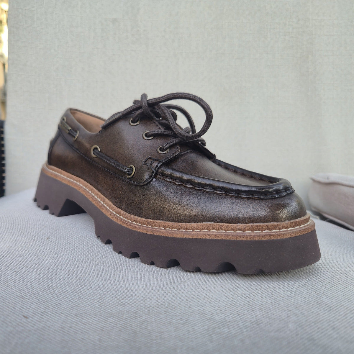 Tamaris 23752 stringata marrone, tre quarti