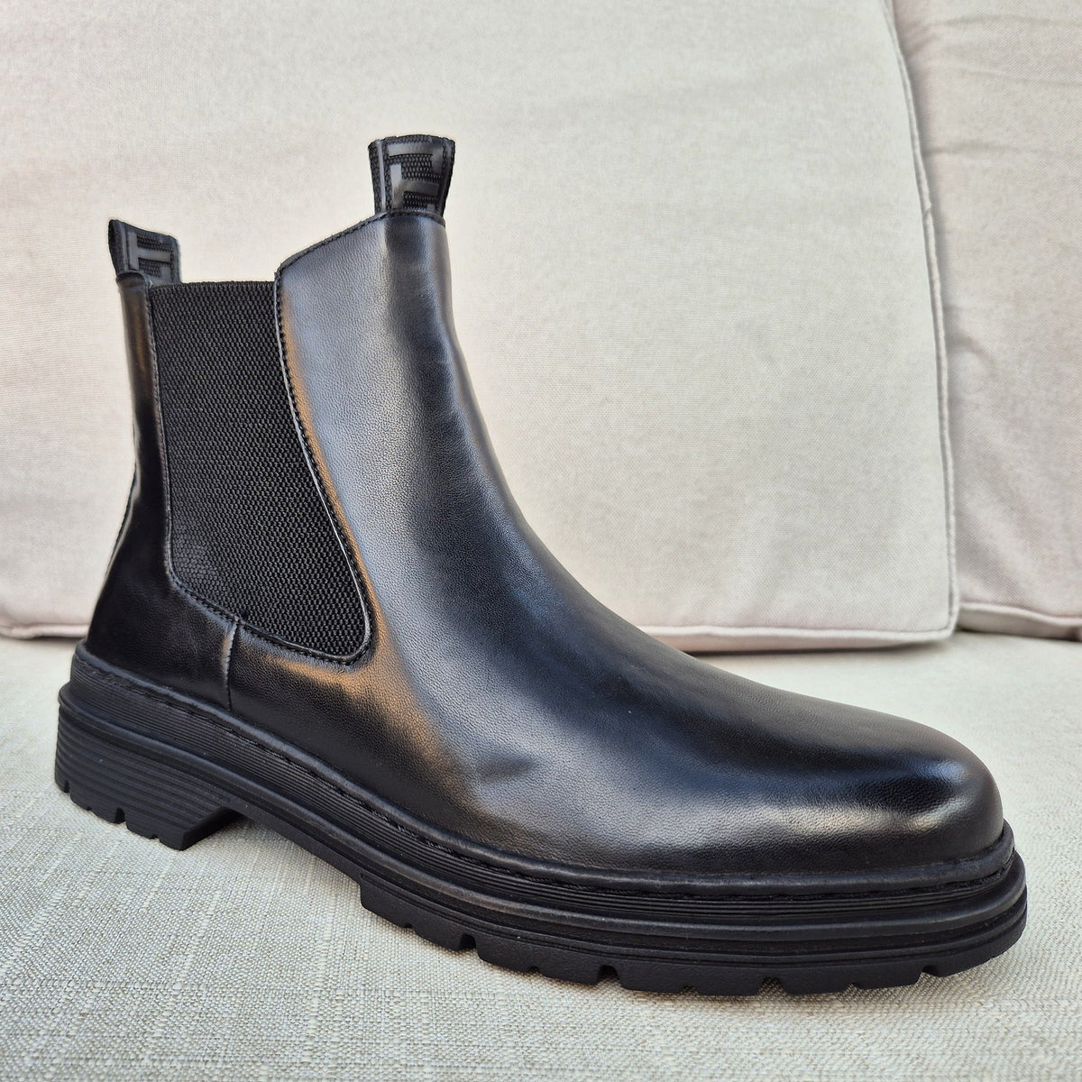 Tamaris 25436 chelsea pelle nera carrarmato, tre quarti