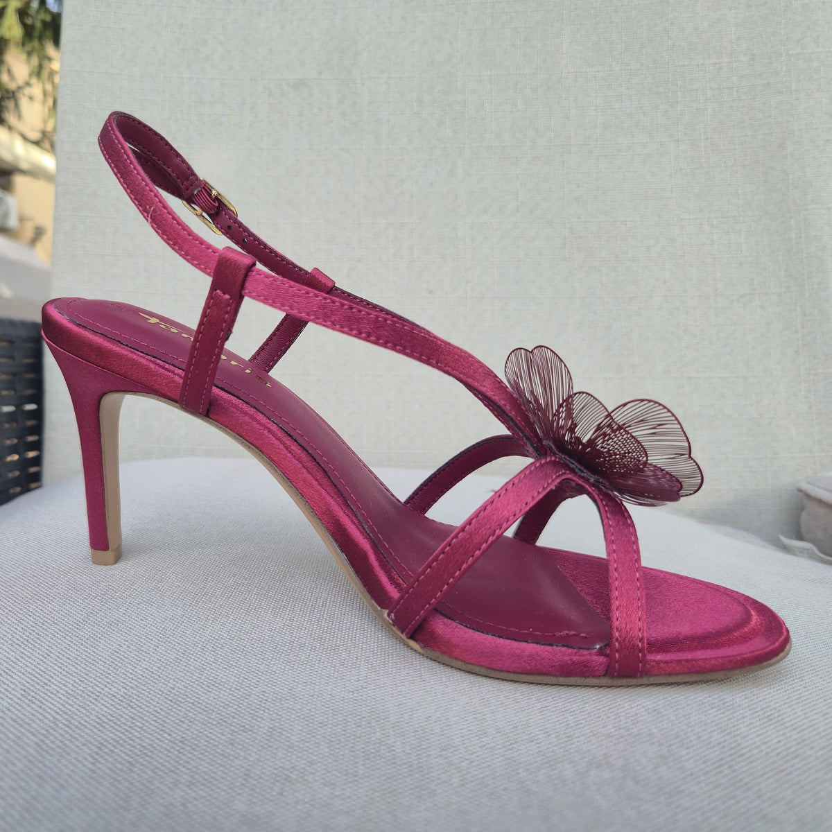Tamaris 28375 sandalo fucsia, profilo