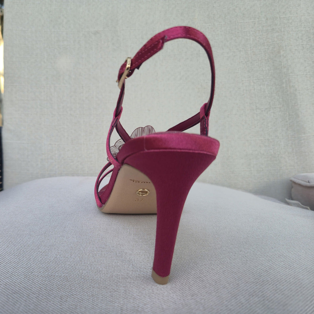 Tamaris 28375 sandalo fucsia, retro